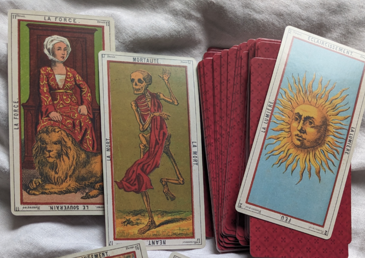 Intro to Tarot - Lui's Bar & Cafe Tynemouth