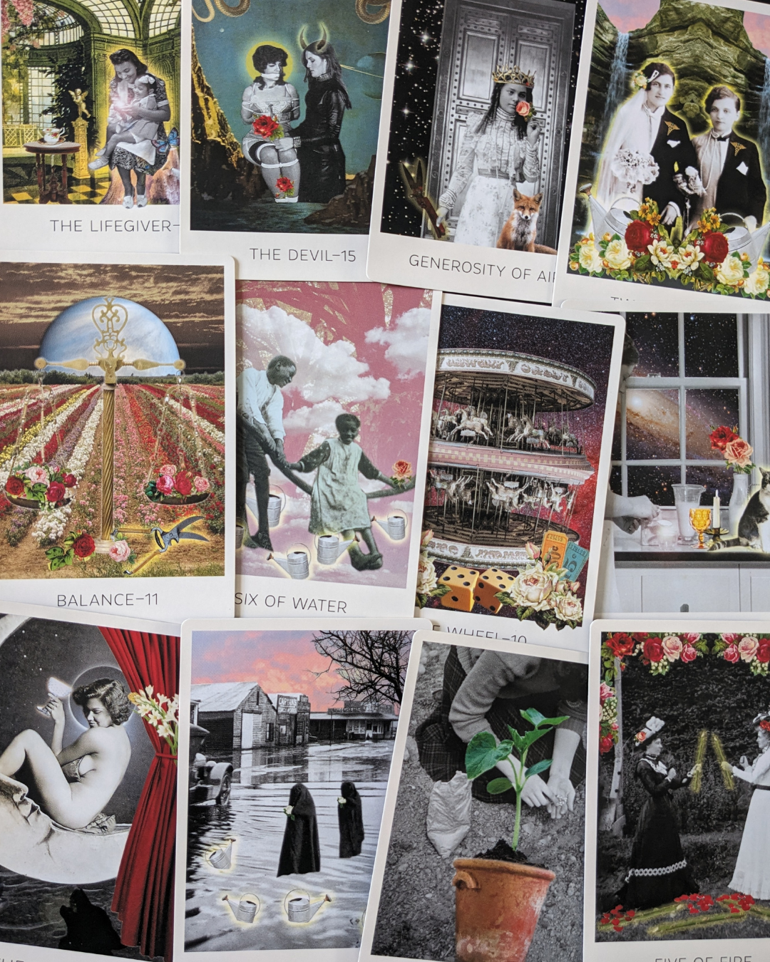 ROSEBUD TAROT